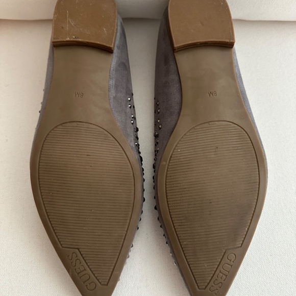 Guess flats - Picture 3 of 3